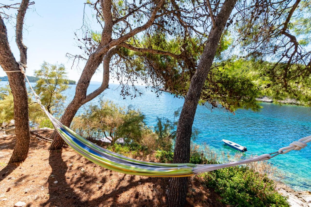 Apartments By The Sea Cove Zaglav, Korcula - 12208 프리즈바 외부 사진