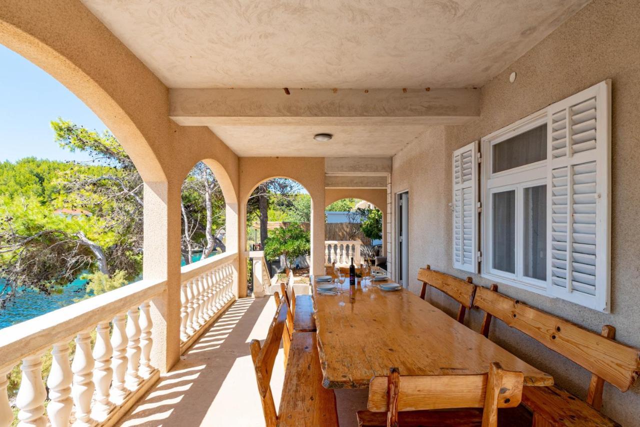 Apartments By The Sea Cove Zaglav, Korcula - 12208 프리즈바 외부 사진